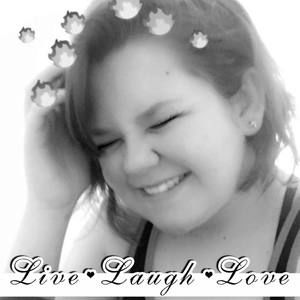 Meet your Posher, Kayli